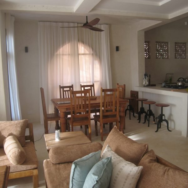 983b08bc-4a4e-488f-843c-6953b6d61404